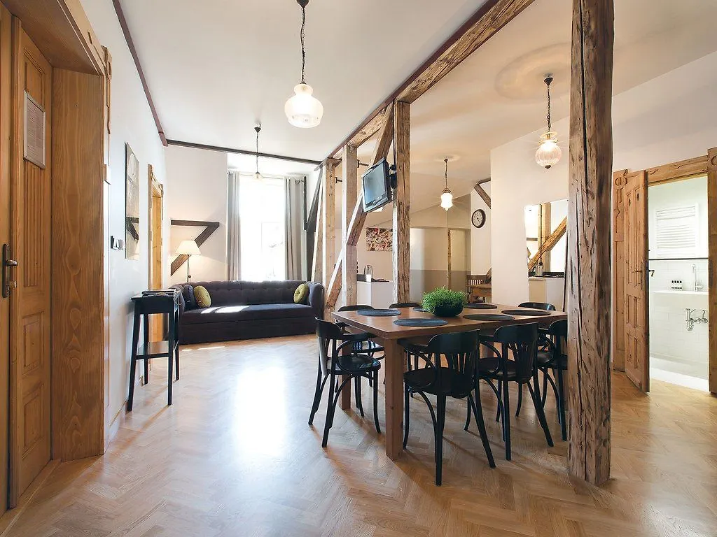 קרקוב Antique Apartments Plac Szczepanski מלון דירות
